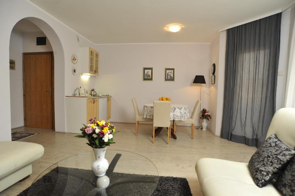 Apartments Izvor Vrdnik Cameră foto